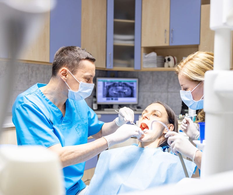 mikroszkópos gyökérkezelés kezelés